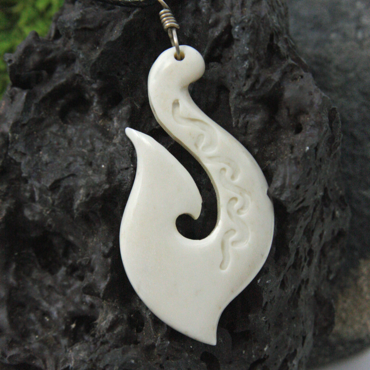 Hawaiian Fish Hook with Etching Pendant Necklace